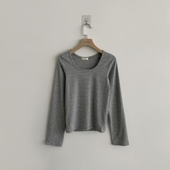 Uネックベーシック長袖Tシャツ