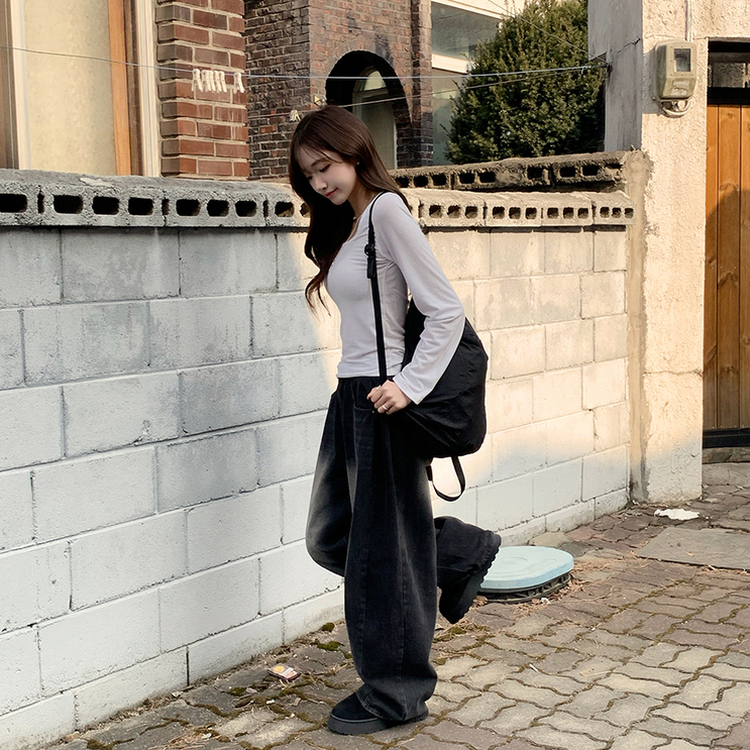 Uネックベーシック長袖Tシャツ IVORY