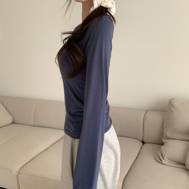 Uネックベーシック長袖Tシャツ NAVY