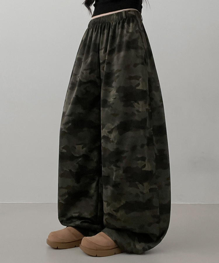 カモパターンスリットワイドバンドパンツ KHAKI