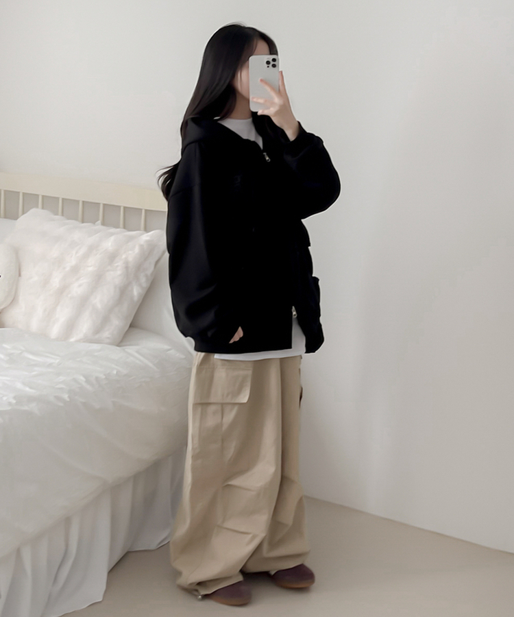 マイルドオーバーフードジップアップパーカー BLACK