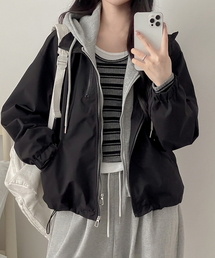 ベーシックフードウインドブレーカー BLACK