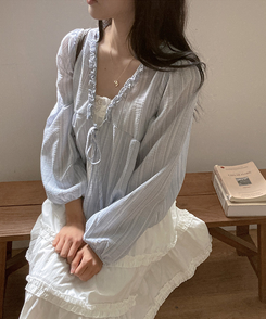 호시 스트라이프 프릴 리본 레이어드 블라우스 세트 소라