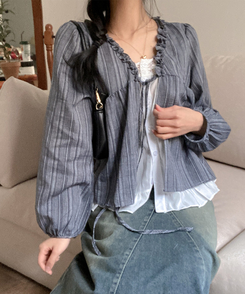 호시 스트라이프 프릴 리본 레이어드 블라우스 세트 네이비