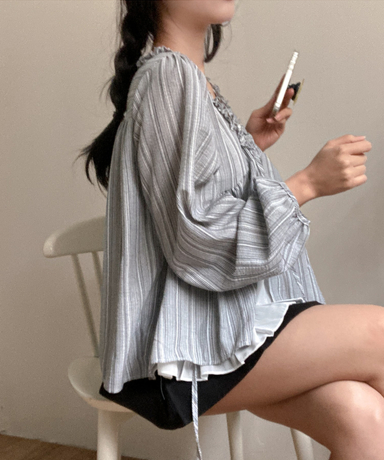 호시 스트라이프 프릴 리본 레이어드 블라우스 세트 차콜