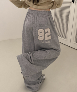 レタリングワイドトレーニングパンツ MELANGE