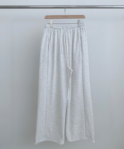 レタリングワイドトレーニングパンツ