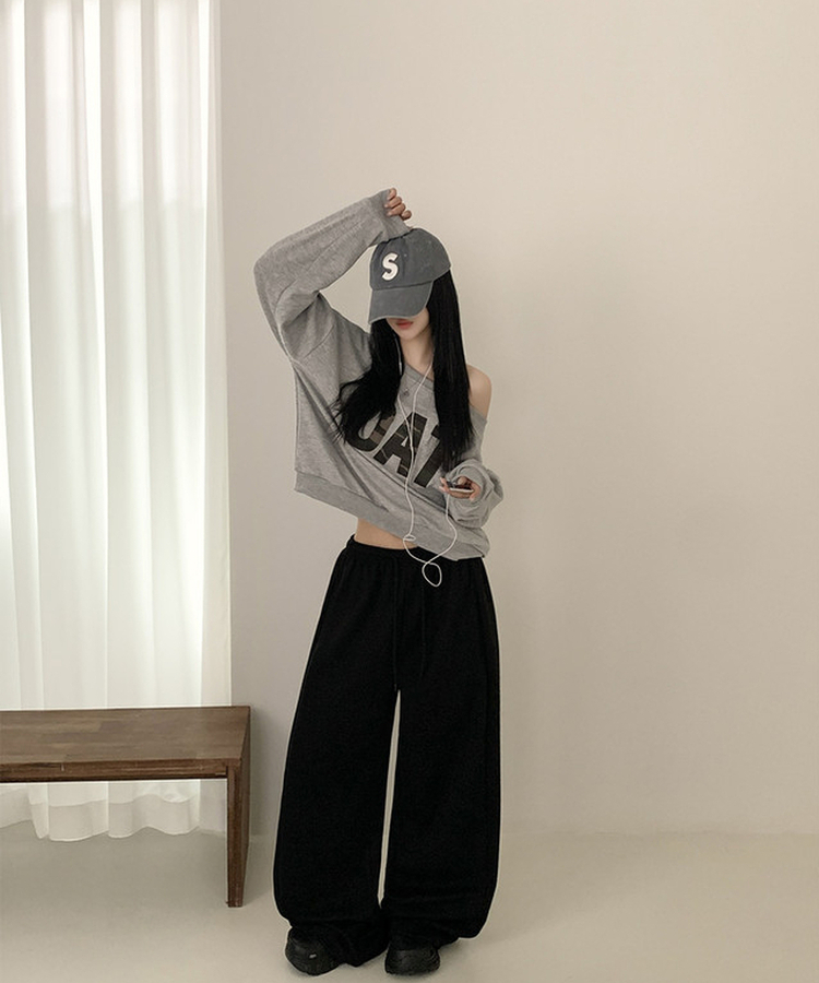 レタリングワイドトレーニングパンツ BLACK