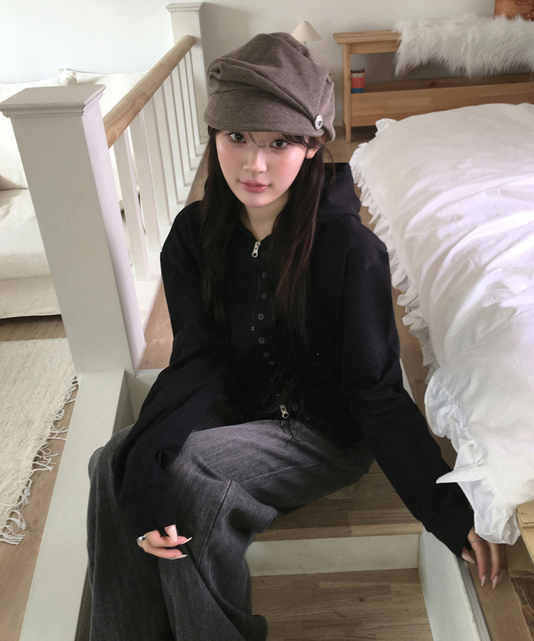 ボタンポイントフードジップアップ BLACK