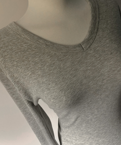 ベーシッVネック長袖Tシャツ(6color)