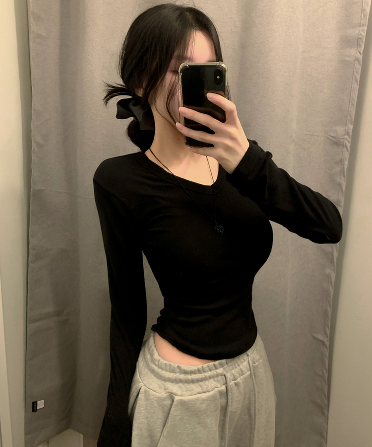 ベーシッVネック長袖Tシャツ(6color) BLACK