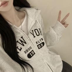 刺繍ポイントレタリングフードジップアップ(7color) WHITE SALT