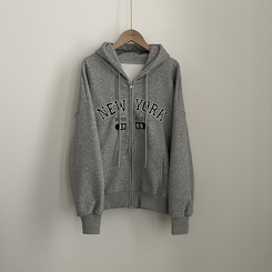 刺繍ポイントレタリングフードジップアップ(7color)