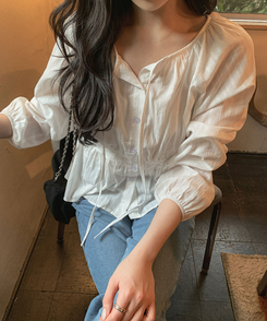 ストラップリボンシアリングブラウス IVORY