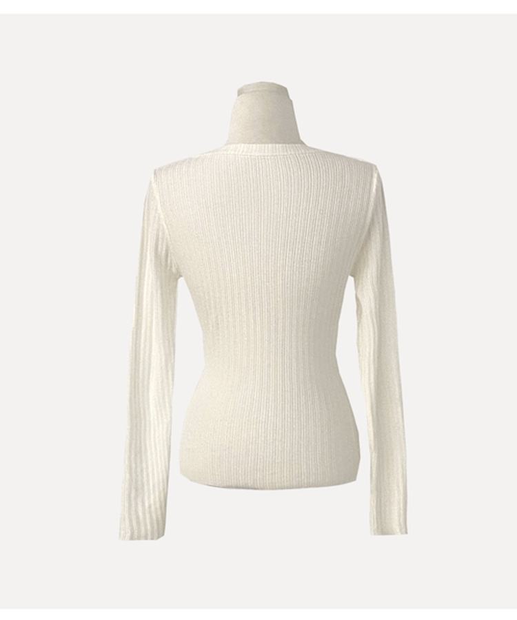 レースボタンリブニット