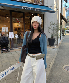 Vネックレースキャミソール BLACK