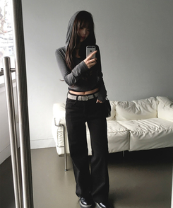 レイヤードボタンスリム長袖フードＴ CHARCOAL