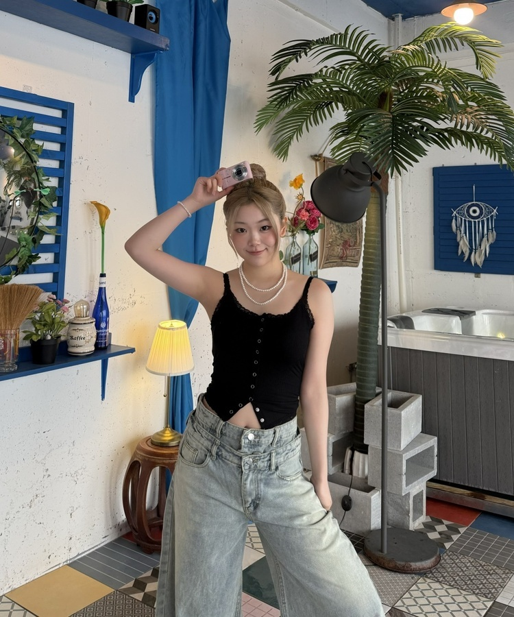 레이스 스냅 버튼 나시 블랙