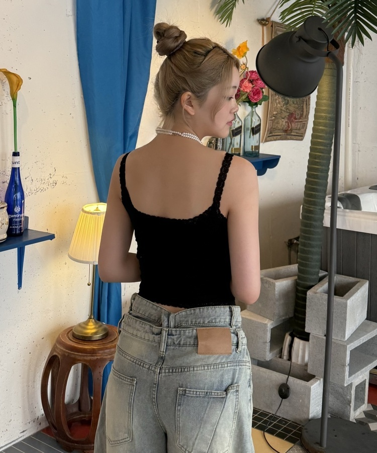 레이스 스냅 버튼 나시 블랙