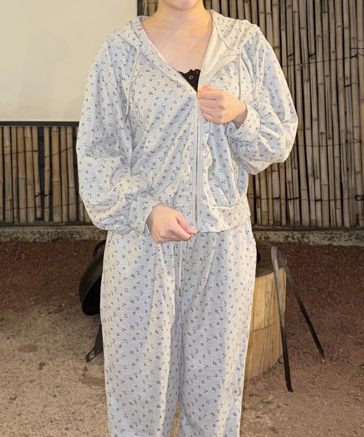 【SET】플라워 패턴 집업 + 스웻 팬츠 그레이