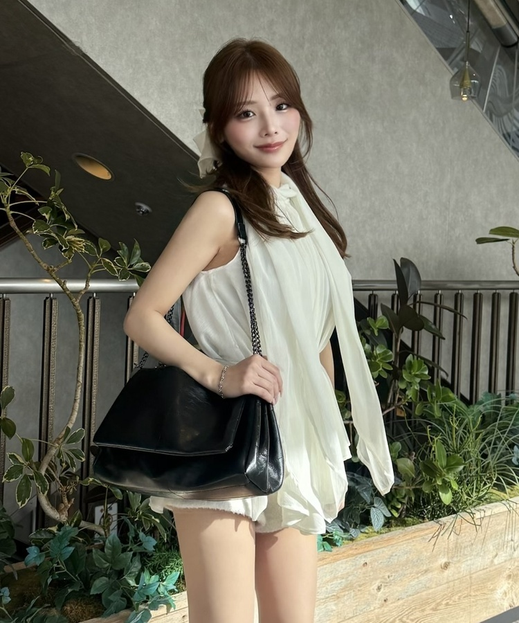 スクエアチェーンクロスバッグ BLACK