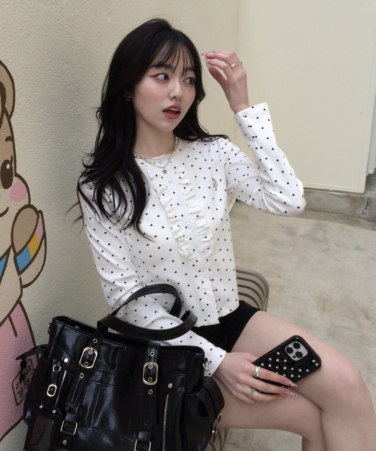 아일렛 숄더백 블랙