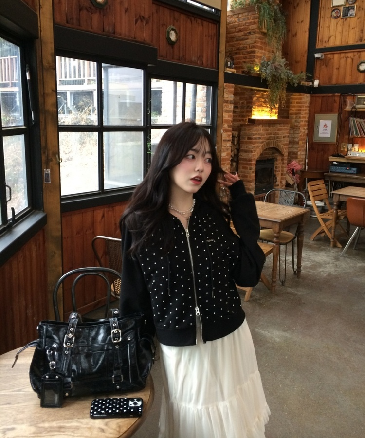 아일렛 숄더백 블랙