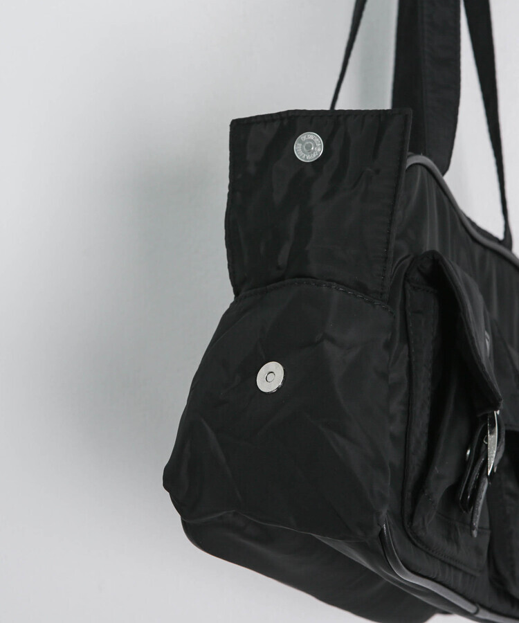 더블 포켓 숄더백