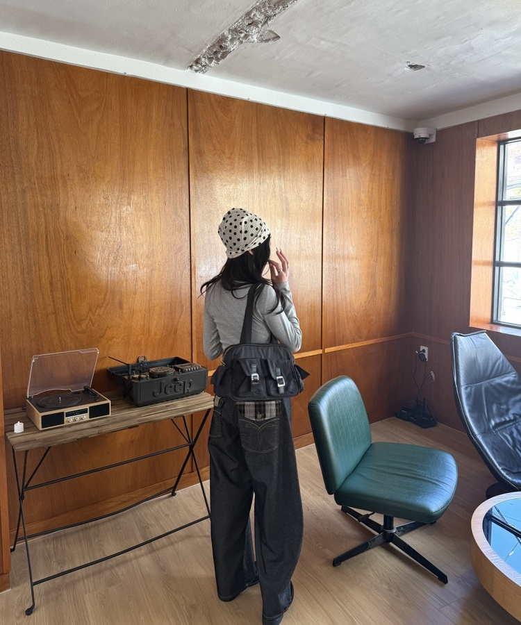 더블 포켓 숄더백 블랙