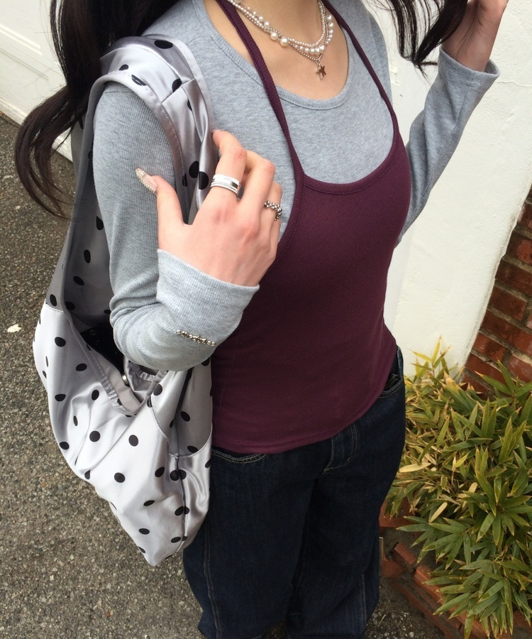 홀터넥 나시 자주