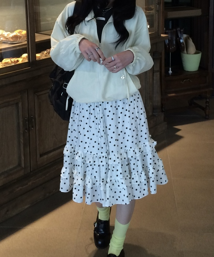 도트 프릴 스커트 아이보리