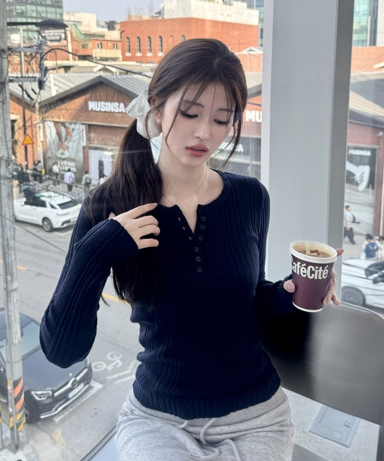 골지 헨리넥 니트 네이비