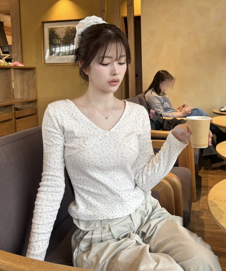 小花柄フェミニントップス IVORY
