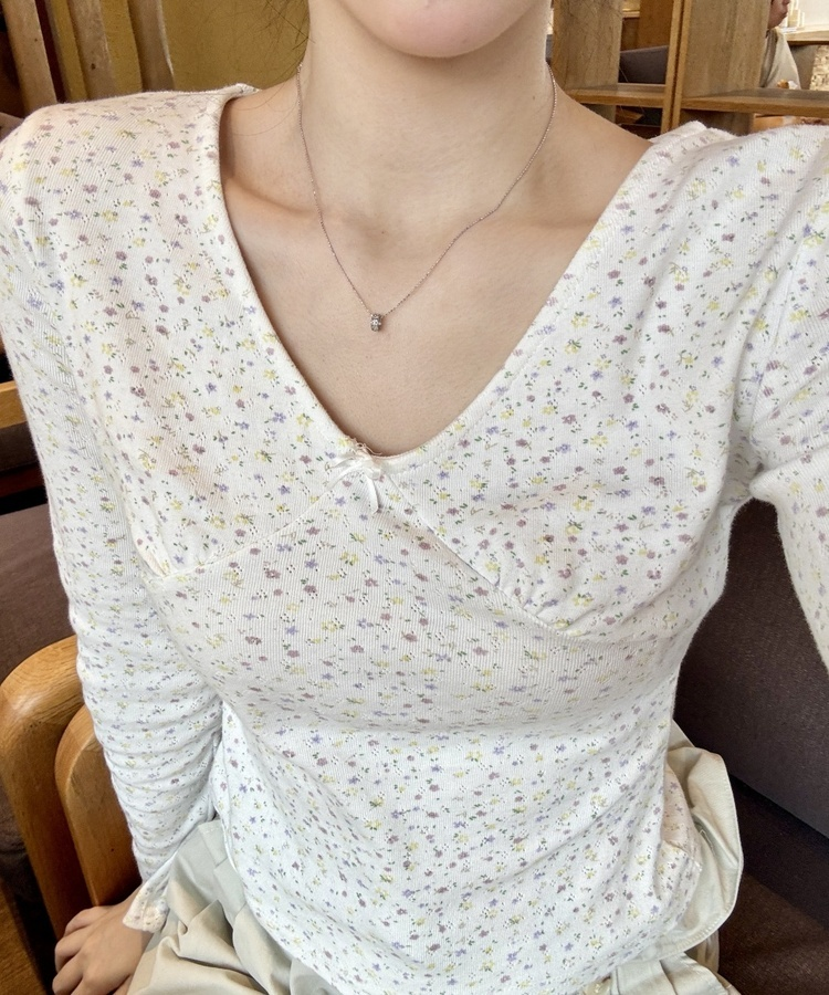 小花柄フェミニントップス IVORY
