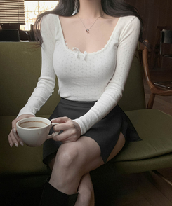 レースリボンパンチングTシャツ IVORY