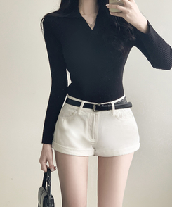 Vネックリブニット BLACK