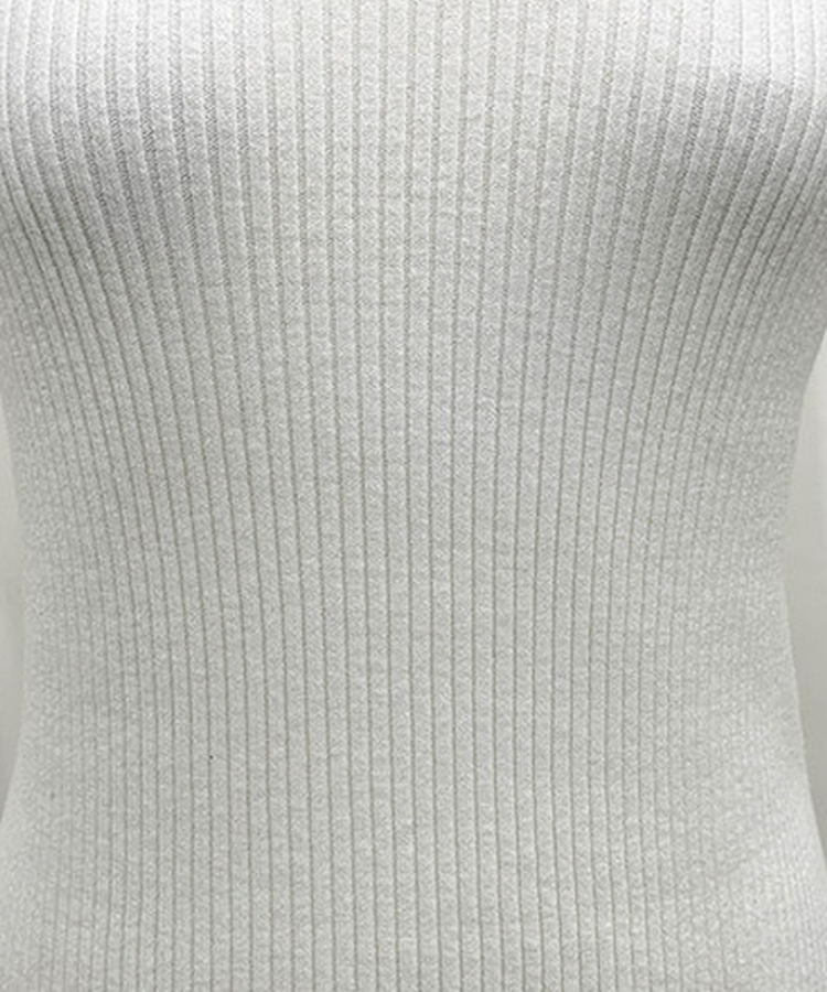 Vネックリブニット