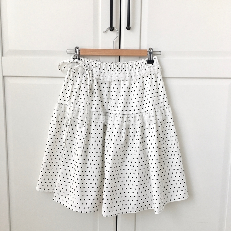 무채색 도트 사이드리본 밴딩 레이스 캉캉 미디 스커트 봄 여름 가을 겨울 하객 개강 일