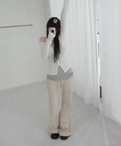 ワイドブーツカットパンツ LIGHT BEIGE