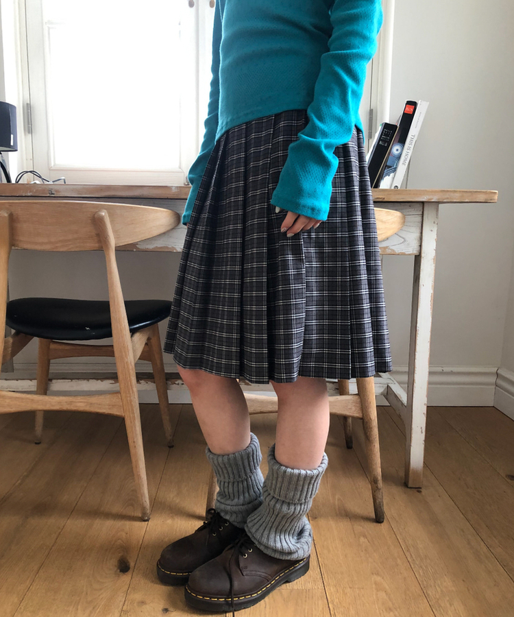 プリーツチェックミディスカート BLACK