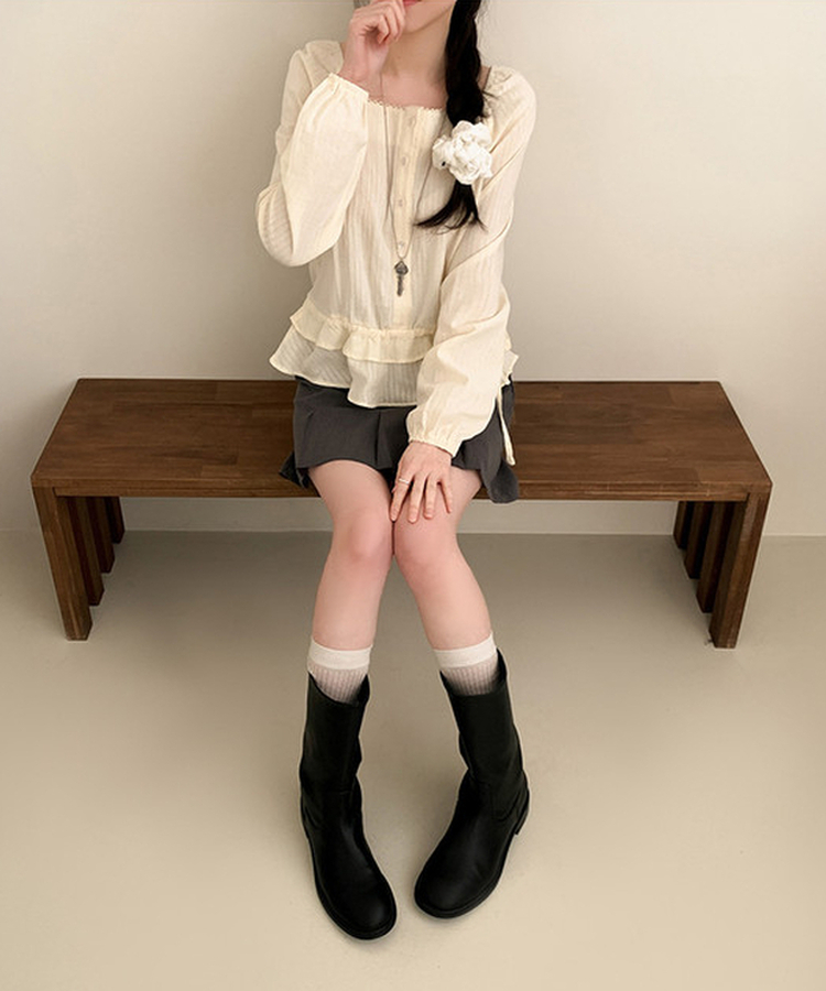 スクエアネックパフフリル長袖ブラウス CREAM