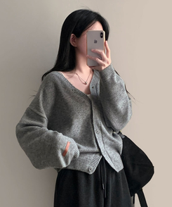 Vネックレザーラベルカーディガン(5color) GREY