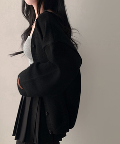 Vネックレザーラベルカーディガン(5color) BLACK