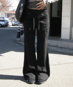 ブーツカットデイリーパンツ BLACK