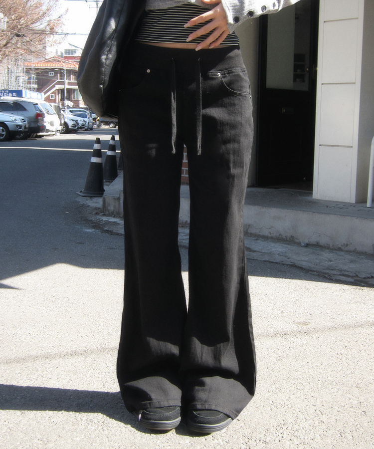 ブーツカットデイリーパンツ BLACK