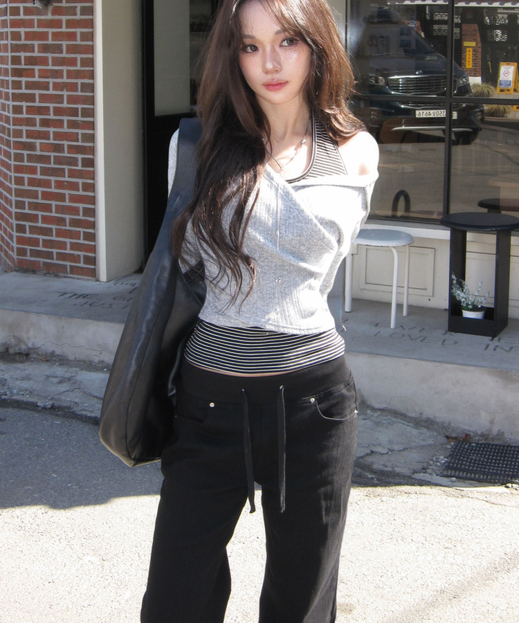 ブーツカットデイリーパンツ BLACK