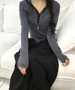 ボタンストライプトップス CHARCOAL