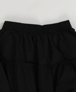 ガーリーフリルスカート