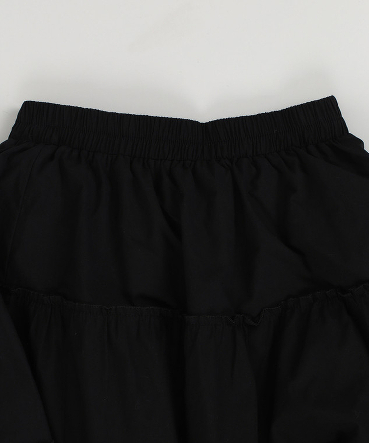 ガーリーフリルスカート