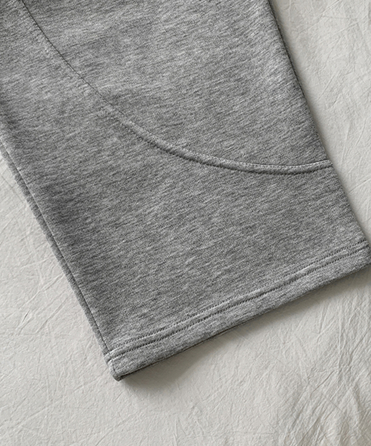 カーブワイドパンツ